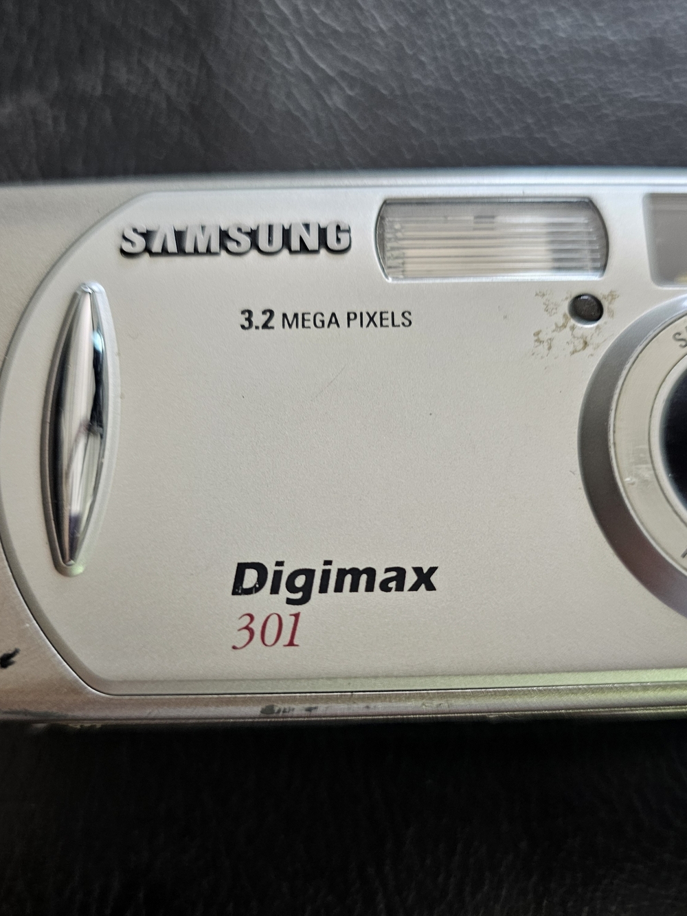Samsung Digimax 301 3.2MP Silver Compact Digital Camera